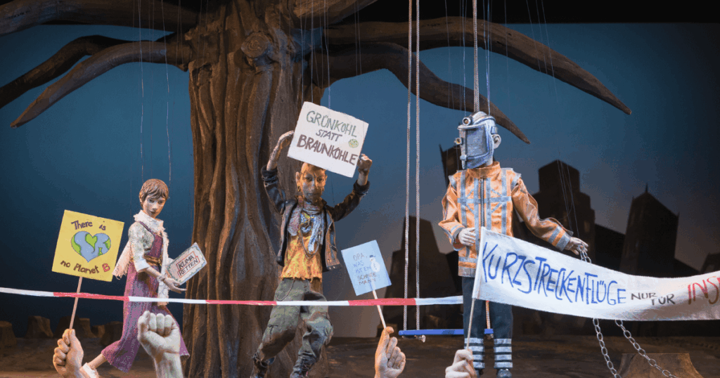 Franzi und Moo bei der Demonstration (c) Wolfgang Lienbacher