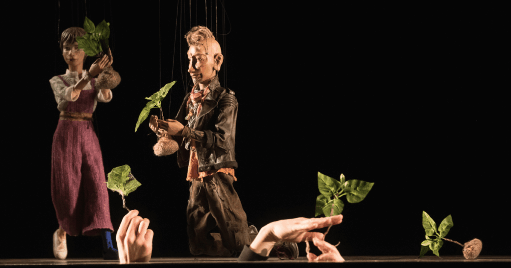 Franzi und Moo im Dschungel (c) Wolfgang Lienbacher